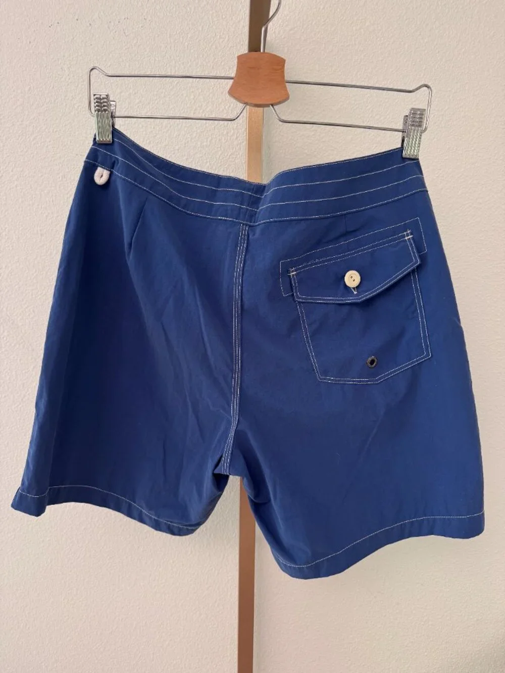 J.Crew Vintage Navy Board Shorts Men’s 30 Lace-Up contrast Stitching 9”